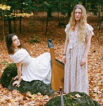 Scene from the Rusalka booklet page